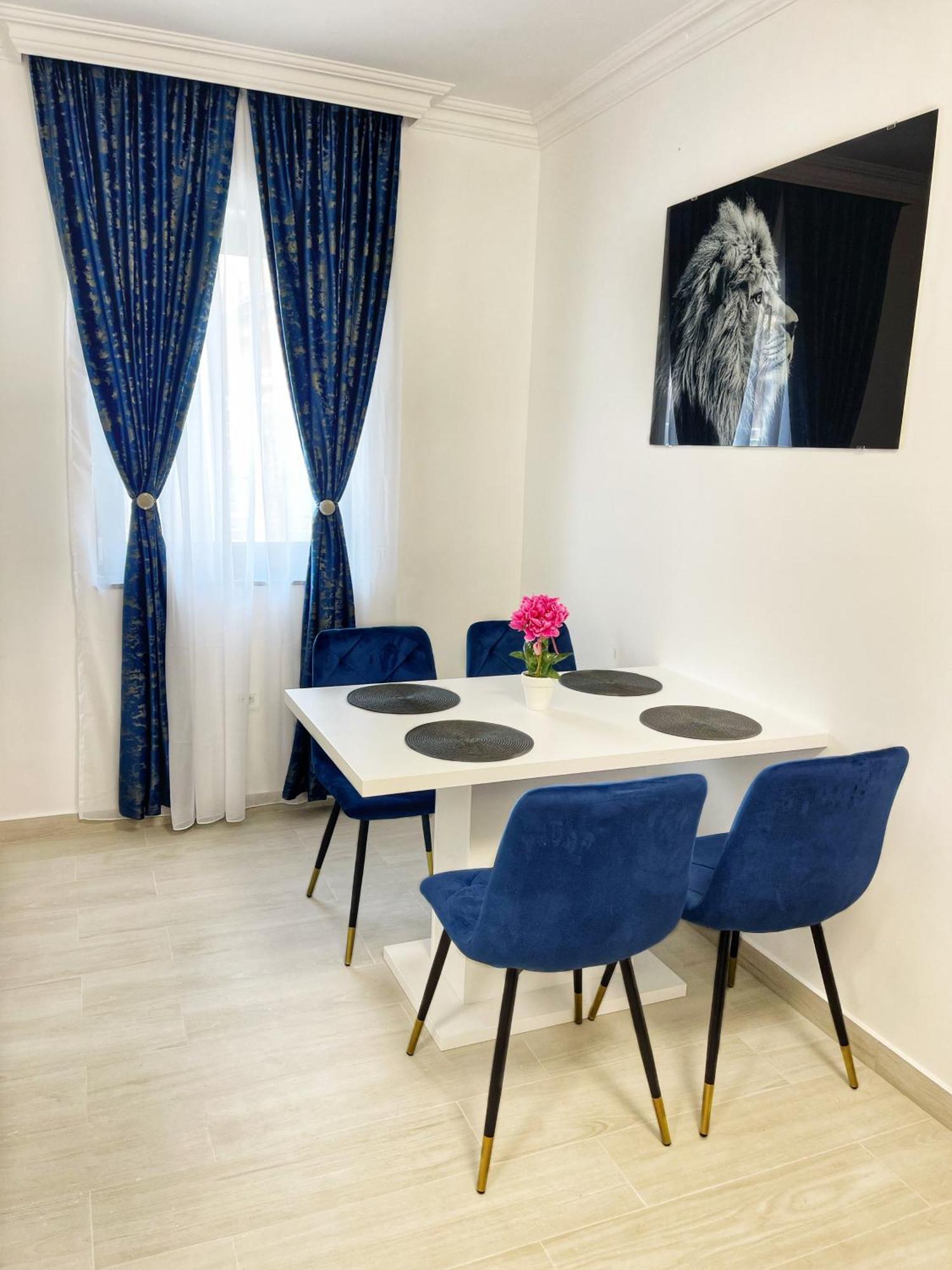 אראד Rv Premium Apartments מראה חיצוני תמונה