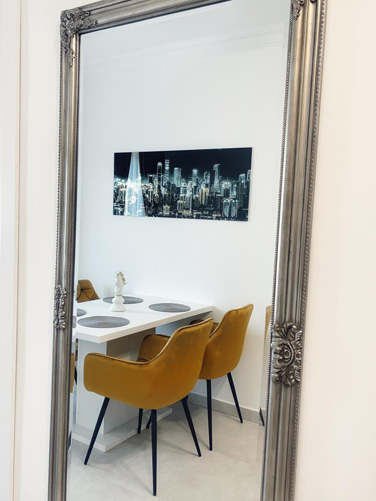 אראד Rv Premium Apartments מראה חיצוני תמונה